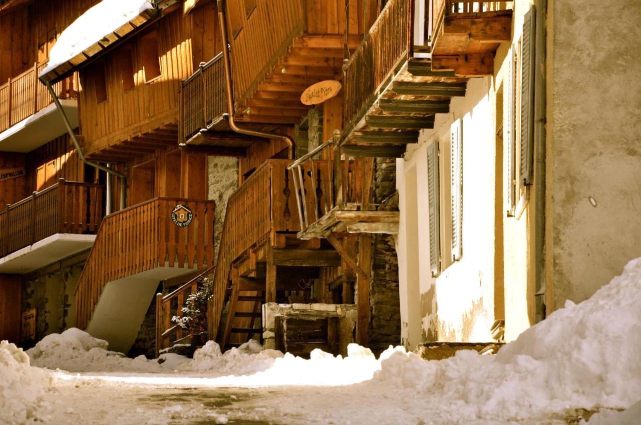 Two Bedroom Apartment La Voute, Chandon Near Meribel - Sleeps 4 Adults Or 2 Adults And 3 Children Les Allues Εξωτερικό φωτογραφία
